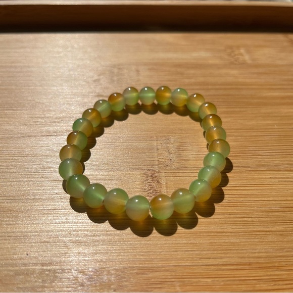 Elegant Glass Green and Orange Agate Bracelet Stretchy Unisex 8mm beads - Picture 7 of 8